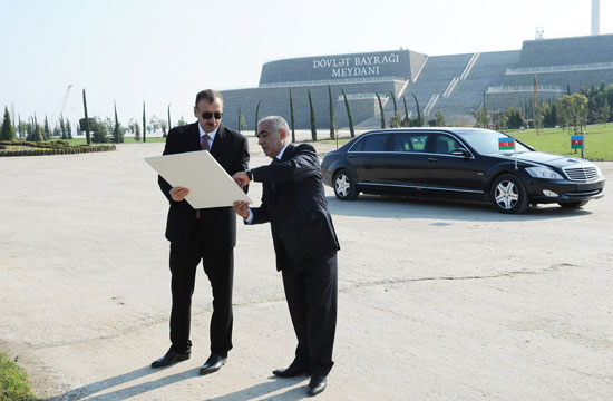 Prezident İlham Əliyev Dövlət Bayrağı Muzeyinin açılışında iştirak etmişdir (ƏLAVƏ OLUNUB) (FOTO)