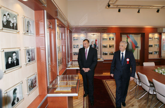 Dövlət Neft Akademiyası Azərbaycanı dünyaya tanıdan ali məktəb olmuşdur - Prezident İlham Əliyev (YENİLƏNİB) (FOTO)