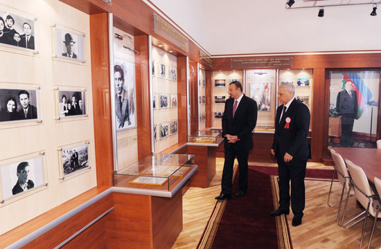 Dövlət Neft Akademiyası Azərbaycanı dünyaya tanıdan ali məktəb olmuşdur - Prezident İlham Əliyev (YENİLƏNİB) (FOTO)