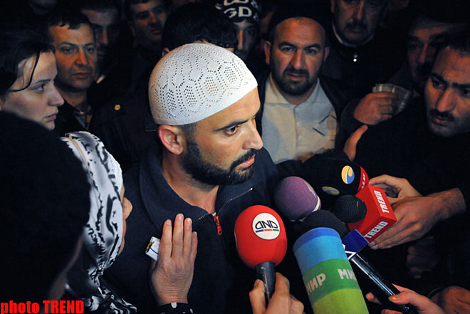 Türkiyədə avtobusun qəzaya uğraması nəticəsində həlak olan Azərbaycan zəvvarlarının meyitləri Vətənə gətirilib (ƏLAVƏ OLUNUB) (FOTO)