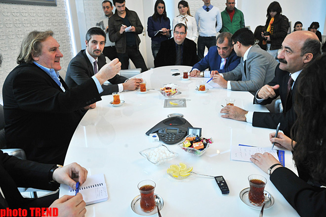 Jerar Depardye Bakıya gələcək (FOTO)