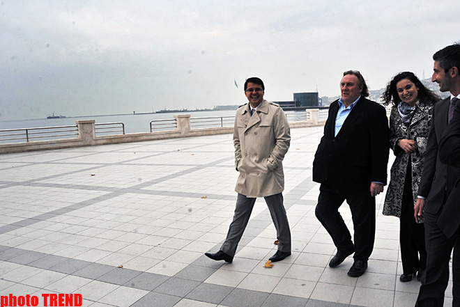 Jerar Depardye Qarabağa səyahət edən Aleksandr Düma rolunu oynamaq istəyir (FOTO)