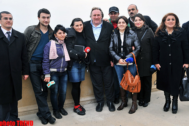 Jerar Depardye Qarabağa səyahət edən Aleksandr Düma rolunu oynamaq istəyir (FOTO)