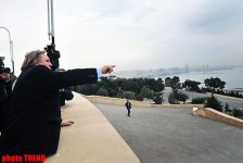 Jerar Depardye Bakıda Heydər Əliyevin və şəhidlərin xatirəsini yad edib (FOTO)