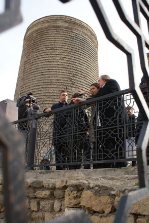 Jerar Depardye Bakıya gələcək (FOTO)