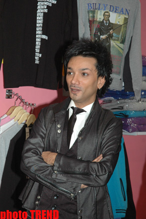 100% F.A "shoping"də (FOTO)