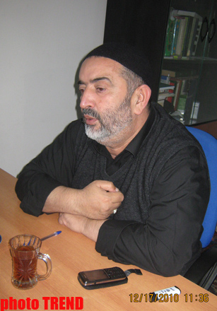 Məşhur gürcü-osetin müğənnisi Bakıda islamı qəbul edib (FOTO)