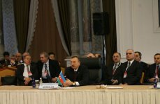 Azərbaycan Prezidenti İqtisadi Əməkdaşlıq Təşkilatının XI Sammitində iştirak edir (FOTO)