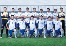 Azərbaycanın futbol üzrə milli yığmasının baş məşqçisi Berti Foqts dirijor oldu (FOTO)
