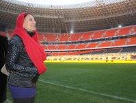 Donetskin "Şaxtyor" klubunun "yeni transferi" Azərbaycan müğənnisi Tünzalə Ağayeva oldu (FOTO)