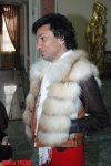 39 yaşını qeyd edən xalq artisti Faiq Ağayev özünə tülkü dərisindən bahalı kürk hədiyyə etdi (FOTO)