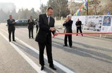 Prezident İlham Əliyev paytaxtda yeni inşa olunan bir sıra yol-nəqliyyat kompleksi obyektlərinin açılışında iştirak etmişdir (FOTO)