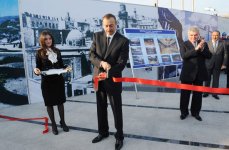 Prezident İlham Əliyev paytaxtda yeni inşa olunan bir sıra yol-nəqliyyat kompleksi obyektlərinin açılışında iştirak etmişdir (FOTO)