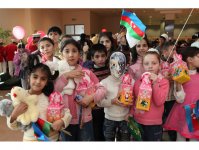 Heydər Əliyev Fondunun prezidenti Mehriban Əliyeva uşaqlar üçün bayram şənliyində iştirak edib (FOTO)