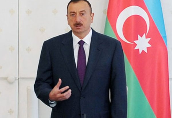İlham Əliyev Honduras Prezidentini təbrik edib