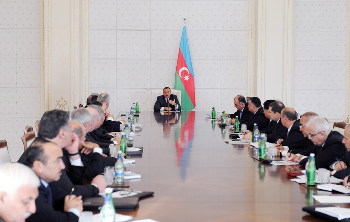 2011-ci il də Azərbaycan iqtisadiyyatının inkişafı üçün uğurlu olacaq – Prezident İlham Əliyev (ƏLAVƏ OLUNUB 2) (FOTO)