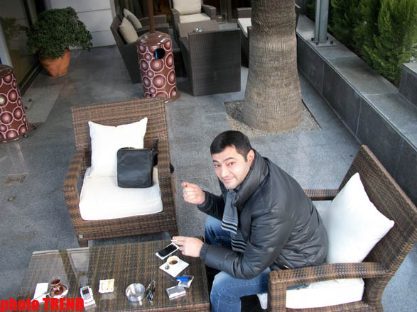 Məndə qadın hormonları 10 il bundan əvvəl yaranıb – yumorist Coşqun Rəhimov (FOTO)