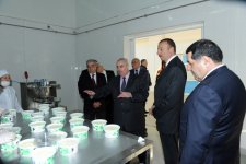 Azərbaycan Prezidenti süd emalı zavodunun açılışında iştirak edib (FOTO)