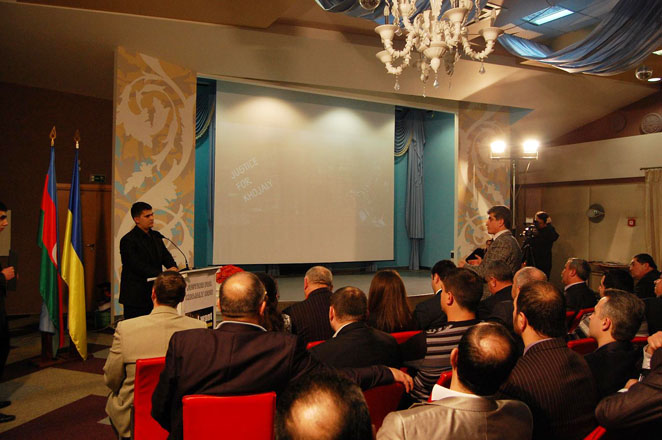 Ukraynanın Donetsk şəhərində Xocalı soyqırımına dair keçirilən tədbirdə Trend BİA-nın "Sözün bitdiyi zaman" sənədli filmi nümayiş etdirilib (FOTO,VİDEO)