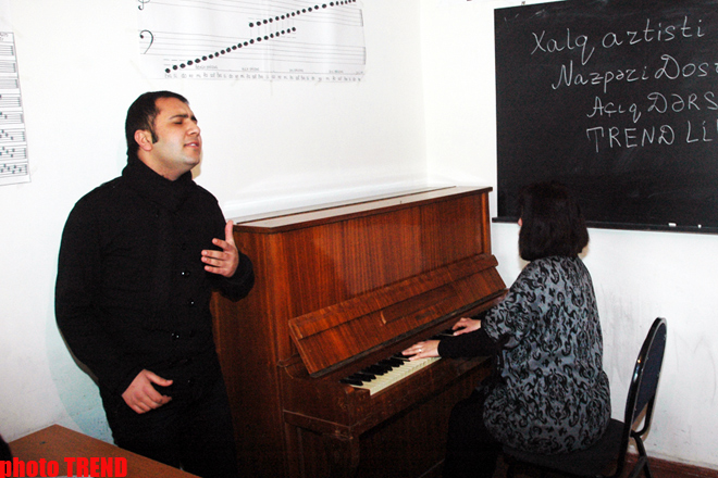 Müəllimə Nazpəri Dostəliyevadan ustad dərsi (FOTO)