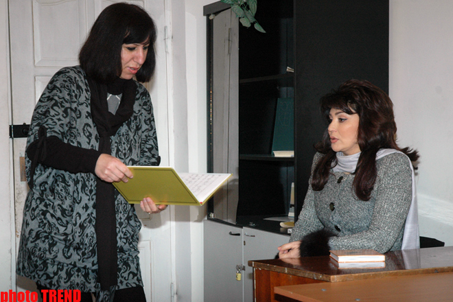 Müəllimə Nazpəri Dostəliyevadan ustad dərsi (FOTO)