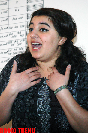 Müəllimə Nazpəri Dostəliyevadan ustad dərsi (FOTO)