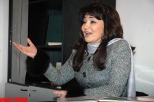 Müəllimə Nazpəri Dostəliyevadan ustad dərsi (FOTO)