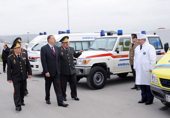 Azərbaycan Prezidenti Mülki Müdafiə Qoşunlarına döyüş bayrağının təqdim olunması mərasimində iştirak edib (FOTO)