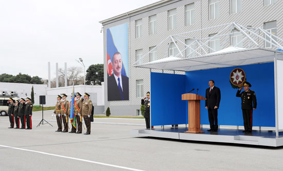 Azərbaycan Prezidenti Mülki Müdafiə Qoşunlarına döyüş bayrağının təqdim olunması mərasimində iştirak edib (FOTO)