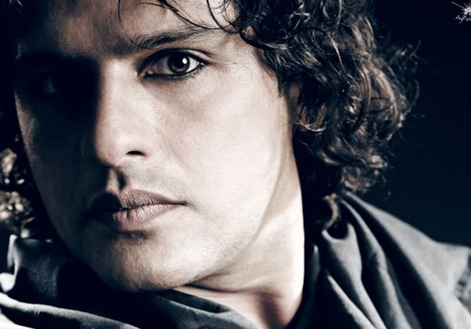 Tele-aparıcı Kamilə Babayevanın həyat yoldaşı vampirlik hisslərindən danışdı (FOTO)