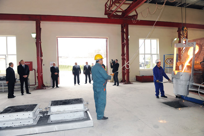 İlham Əliyev Müdafiə Sənayesi Nazirliyinin Bakı cihazqayırma zavodunun açılışında iştirak edib (ƏLAVƏ OLUNUB) (FOTO)