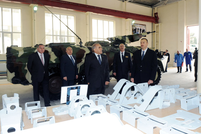 İlham Əliyev Müdafiə Sənayesi Nazirliyinin Bakı cihazqayırma zavodunun açılışında iştirak edib (ƏLAVƏ OLUNUB) (FOTO)