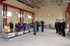 İlham Əliyev Müdafiə Sənayesi Nazirliyinin Bakı cihazqayırma zavodunun açılışında iştirak edib (ƏLAVƏ OLUNUB) (FOTO)