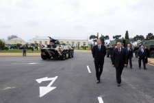 İlham Əliyev Müdafiə Sənayesi Nazirliyinin Bakı cihazqayırma zavodunun açılışında iştirak edib (ƏLAVƏ OLUNUB) (FOTO)