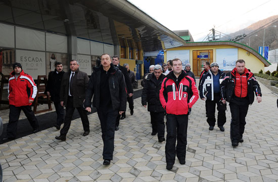 Azərbaycan, Rusiya və Ermənistan prezidentlərinin üçtərəfli görüşünün rəsmi hissəsi başa çatıb (FOTO)