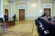 Azərbaycan Prezidentinin sədrliyi ilə Bakı şəhərinin və paytaxtətrafı qəsəbələrin sosial-iqtisadi inkişafına dair müşavirə keçirilib (FOTO)