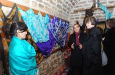 Azərbaycanın birinci xanımı və İsveçrə Prezidenti İçərişəhərdə olublar (FOTO)