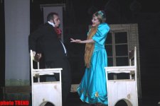 Məleykə Əsədovanın ərə getmək arzusu gözündə qaldı (FOTO)