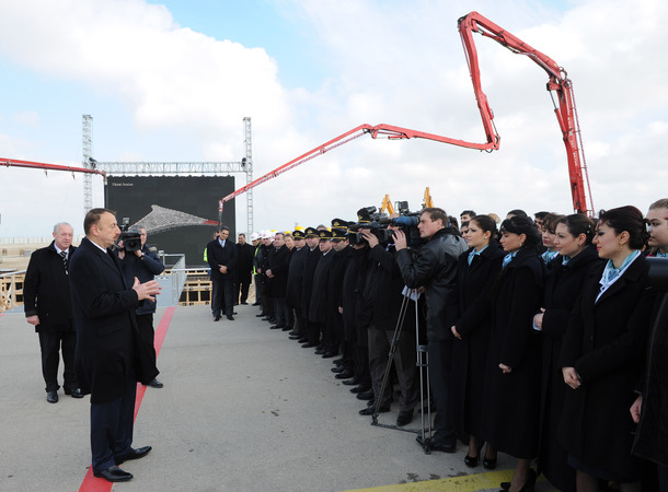 Dünyanın ən gözəl aeroportu məhz Bakıda olacaq - Prezident İlham Əliyev (FOTO) (ƏLAVƏ OLUNUB)