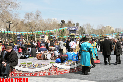 Novruz bayramı münasibətilə Bakıda ümumxalq şənliyi (FOTO)