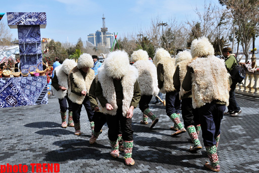 Novruz bayramı münasibətilə Bakıda ümumxalq şənliyi (FOTO)