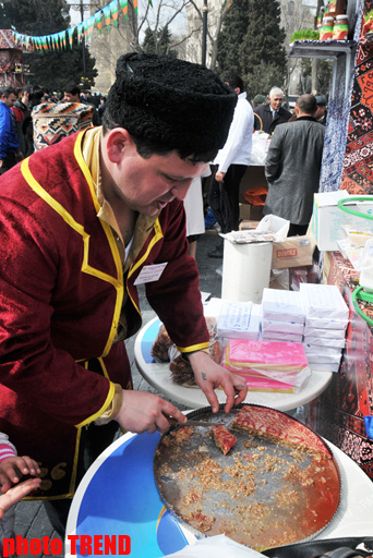 Novruz bayramı münasibətilə Bakıda ümumxalq şənliyi (FOTO)