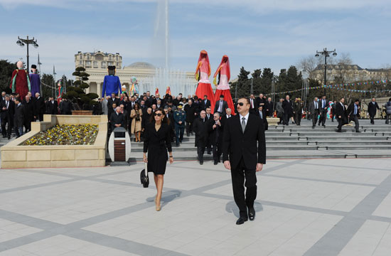 Azərbaycan Prezidenti İlham Əliyev və xanımı Mehriban Əliyeva Novruz bayramı münasibətilə keçirilən ümumxalq şənliyində iştirak ediblər (FOTO)