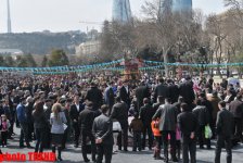 Novruz bayramı münasibətilə Bakıda ümumxalq şənliyi (FOTO)