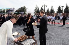 Azərbaycan Prezidenti İlham Əliyev və xanımı Mehriban Əliyeva Novruz bayramı münasibətilə keçirilən ümumxalq şənliyində iştirak ediblər (FOTO)