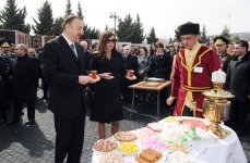 Azərbaycan Prezidenti İlham Əliyev və xanımı Mehriban Əliyeva Novruz bayramı münasibətilə keçirilən ümumxalq şənliyində iştirak ediblər (FOTO)