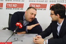 Mən ki səhnədə brek-dans oynayıram, salto vururam - İsveç sosialisti Bəhram Bağırzadə (VİDEO-FOTO)