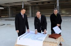 Azərbaycan Prezidenti Xalça Muzeyi üçün inşa edilən yeni binada tikinti işlərinin gedişi ilə tanış olub (FOTO)
