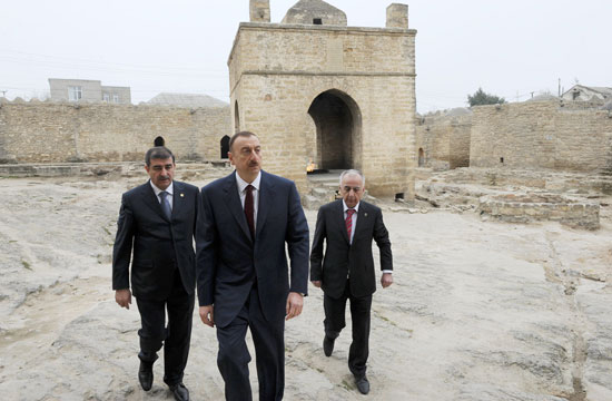 Bir neçə il ərzində qəsəbələrin əsas sosial-iqtisadi məsələləri öz həllini tapacaq - Prezident İlham Əliyev (ƏLAVƏ OLUNUB) (FOTO)