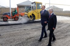 Bir neçə il ərzində qəsəbələrin əsas sosial-iqtisadi məsələləri öz həllini tapacaq - Prezident İlham Əliyev (ƏLAVƏ OLUNUB) (FOTO)